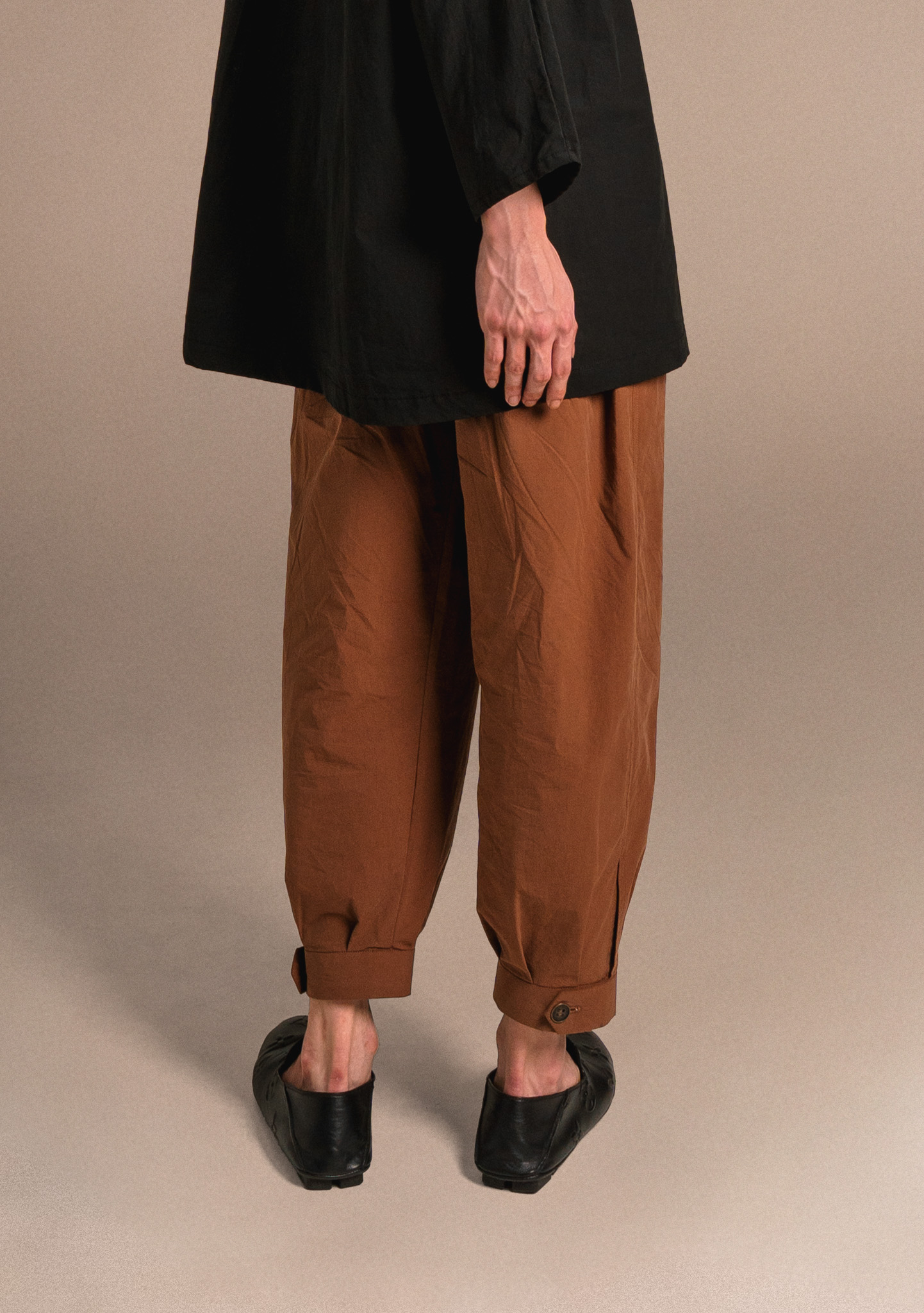 AKSA ANKLE JOGGER PANTS 3