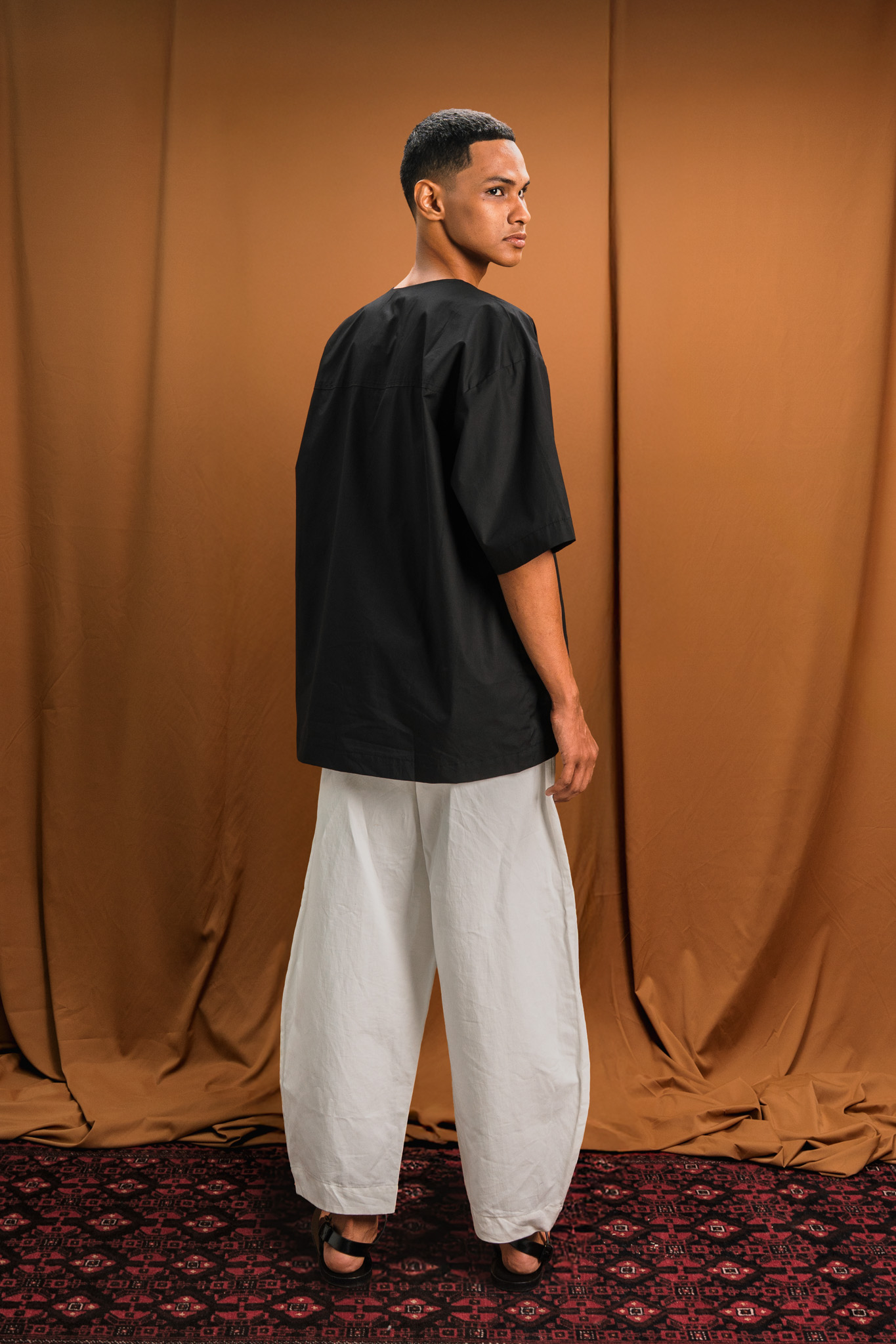 ASKAR COLLARLESS SHIRT 4